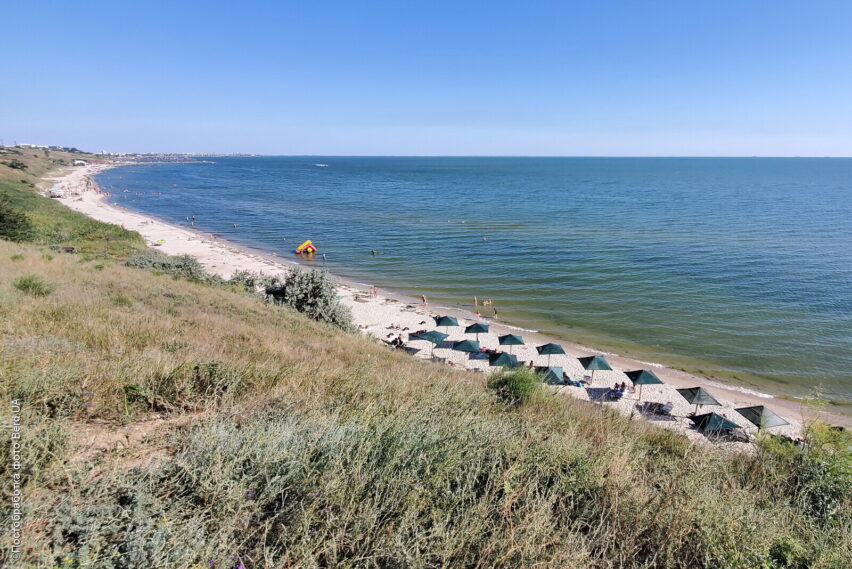 «Нижний пляж АКЗ» в Бердянске