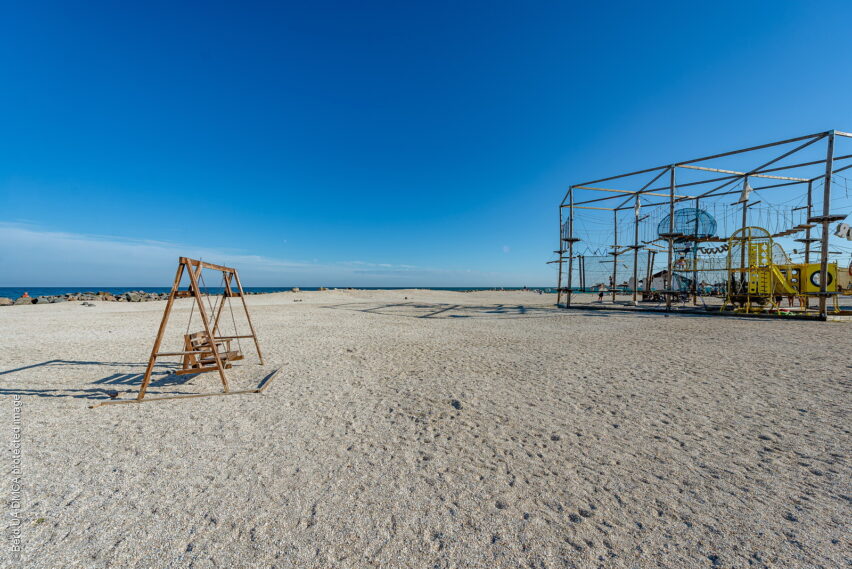 Веревочный парк на пляжеВеревочный парк на пляже «HIP Park» на пляже «Солнечный»